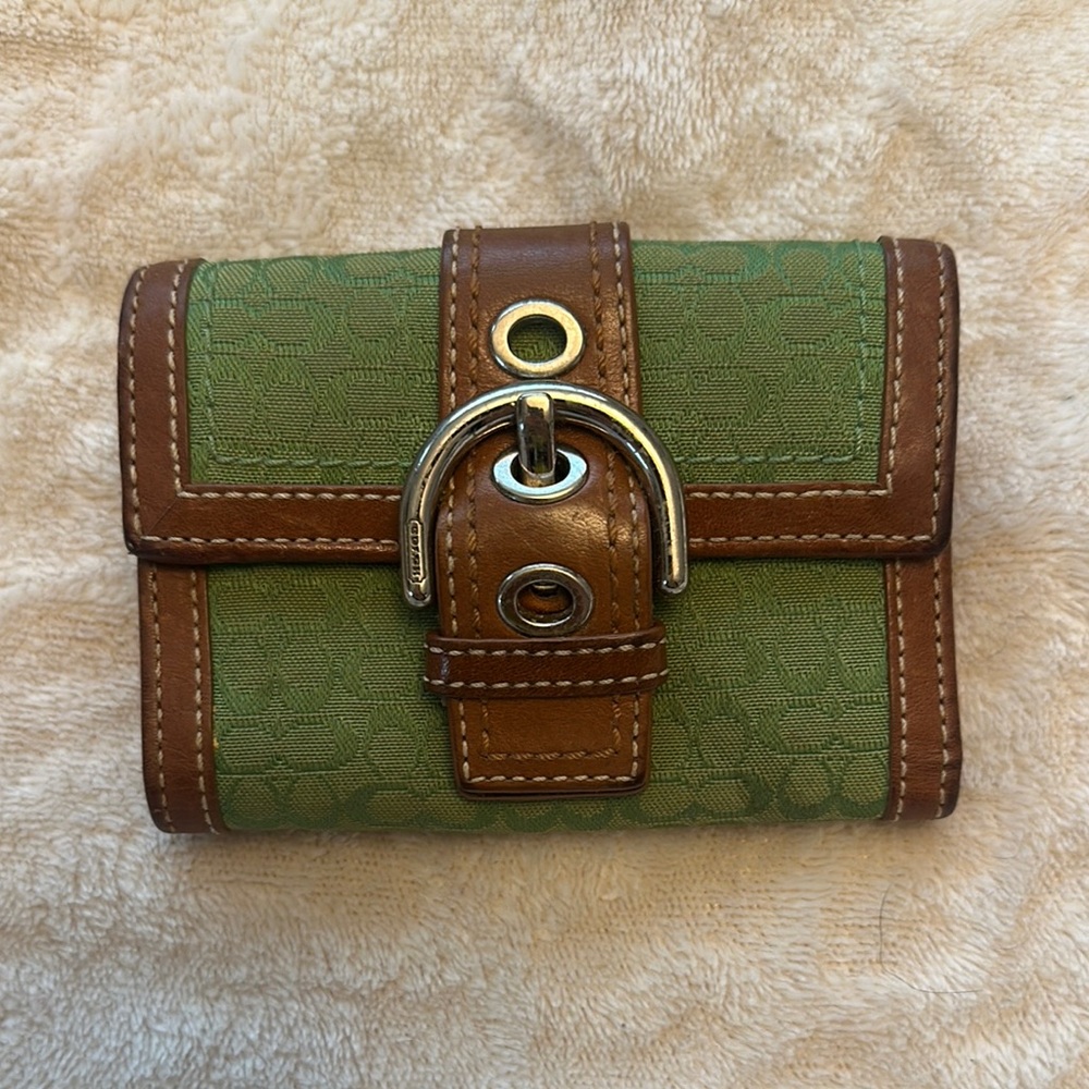 Vintage Coach Green Wallet (rare)